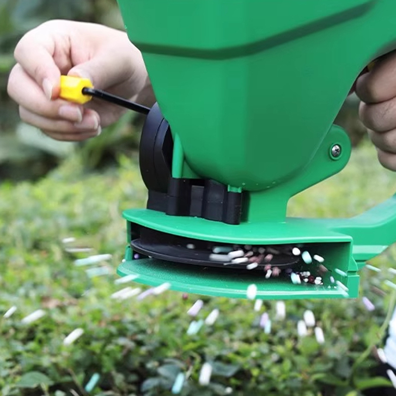 Grass seed spreader, small fer - Grass Seed Spreader recensie en prijs